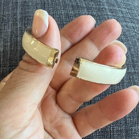 2 bangle bracelets - Picture 3 of 4